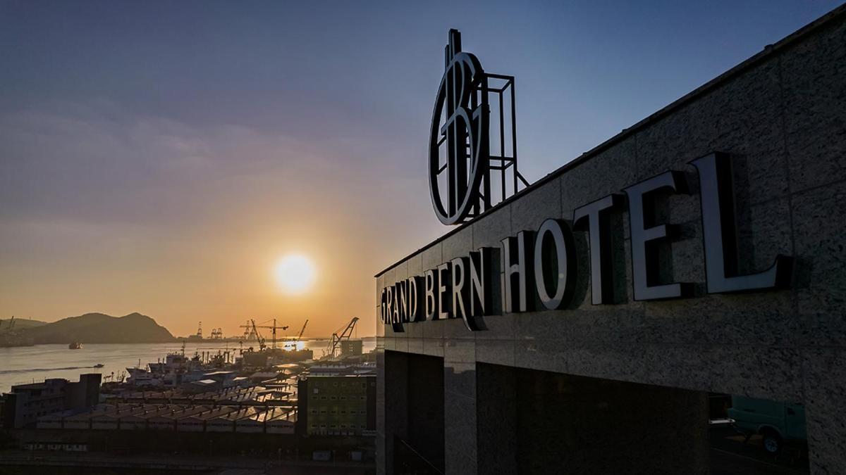 Yeongdo Grandbern Hotel Busan Exterior photo