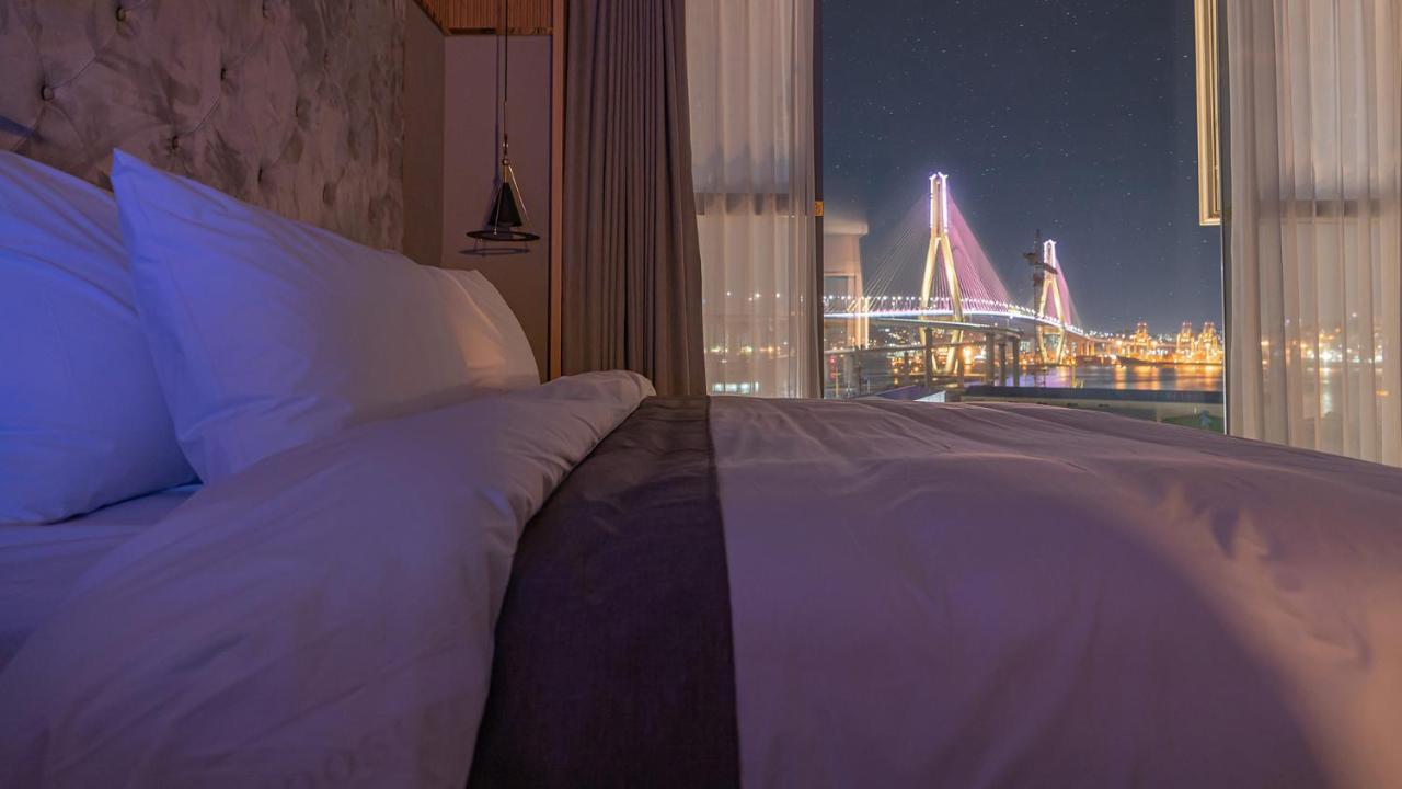 Yeongdo Grandbern Hotel Busan Exterior photo